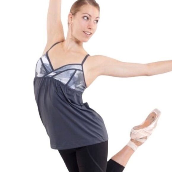 NWOT Lululemon Rehearsal Tank White Grey Coal Tinted Tank Sz 8 - Picture 1 of 8